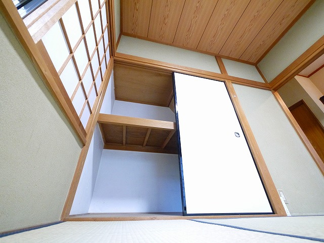 大和郡山市　新町　戸建賃貸の収納