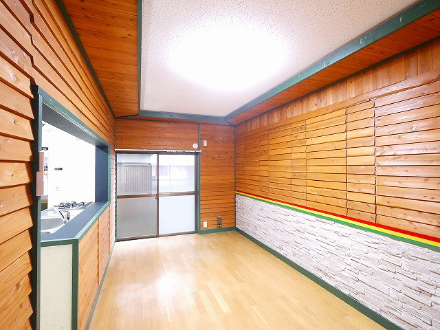 大和郡山市　新町　戸建賃貸の居間・リビング