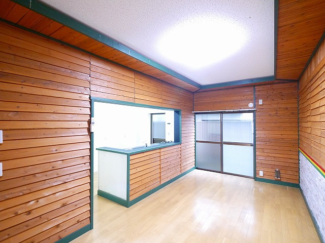 大和郡山市　新町　戸建賃貸の居間・リビング
