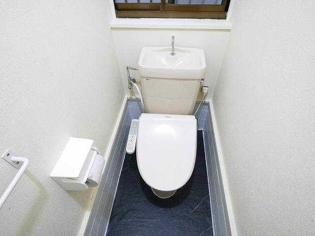 大和郡山市　新町　戸建賃貸のトイレ
