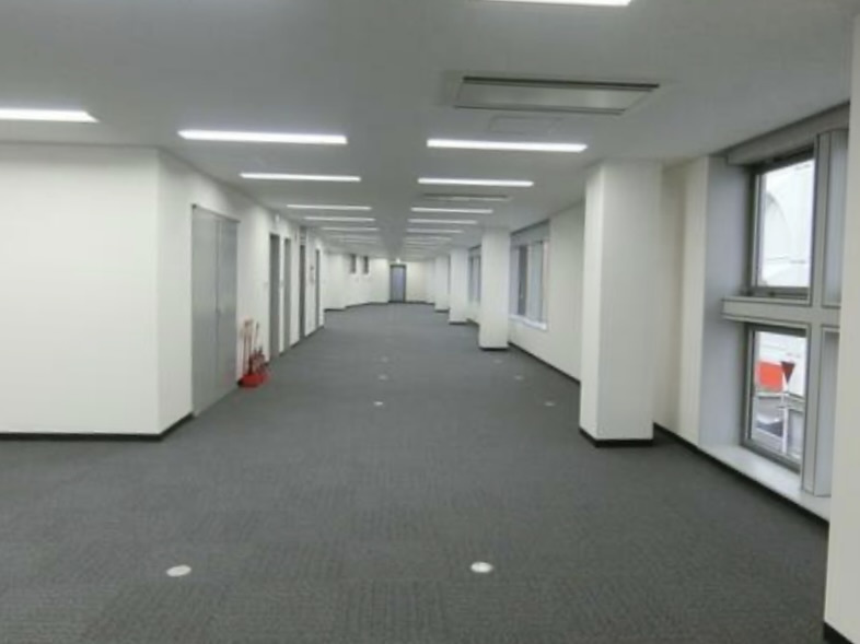 浅野ビルの内装