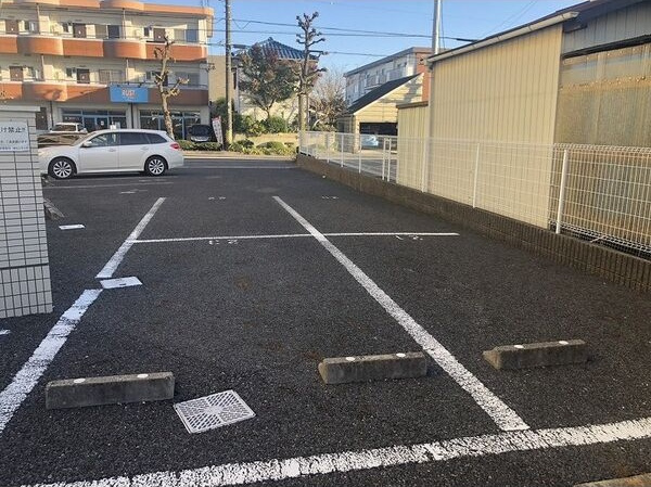サンステージエクセル　　刈谷市近郊の賃貸はクラスホーム刈谷店の駐車場