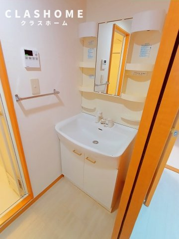 サンステージエクセル　　刈谷市近郊の賃貸はクラスホーム刈谷店の洗面所|同物件の別部屋になります。