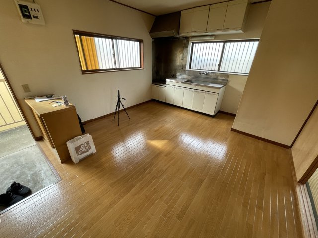 志賀ハイツの居間・リビング