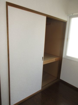 【収納】 | アルカディア | 洋室②
