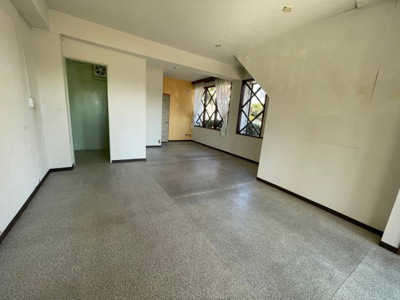 【洋室】 | 日吉台2丁目店舗