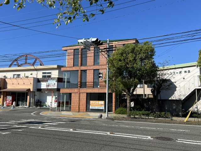 松江町テナントの外観