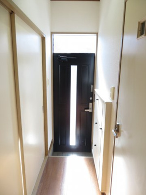 【玄関】 | アップルガーデンC | シューズボックスあり