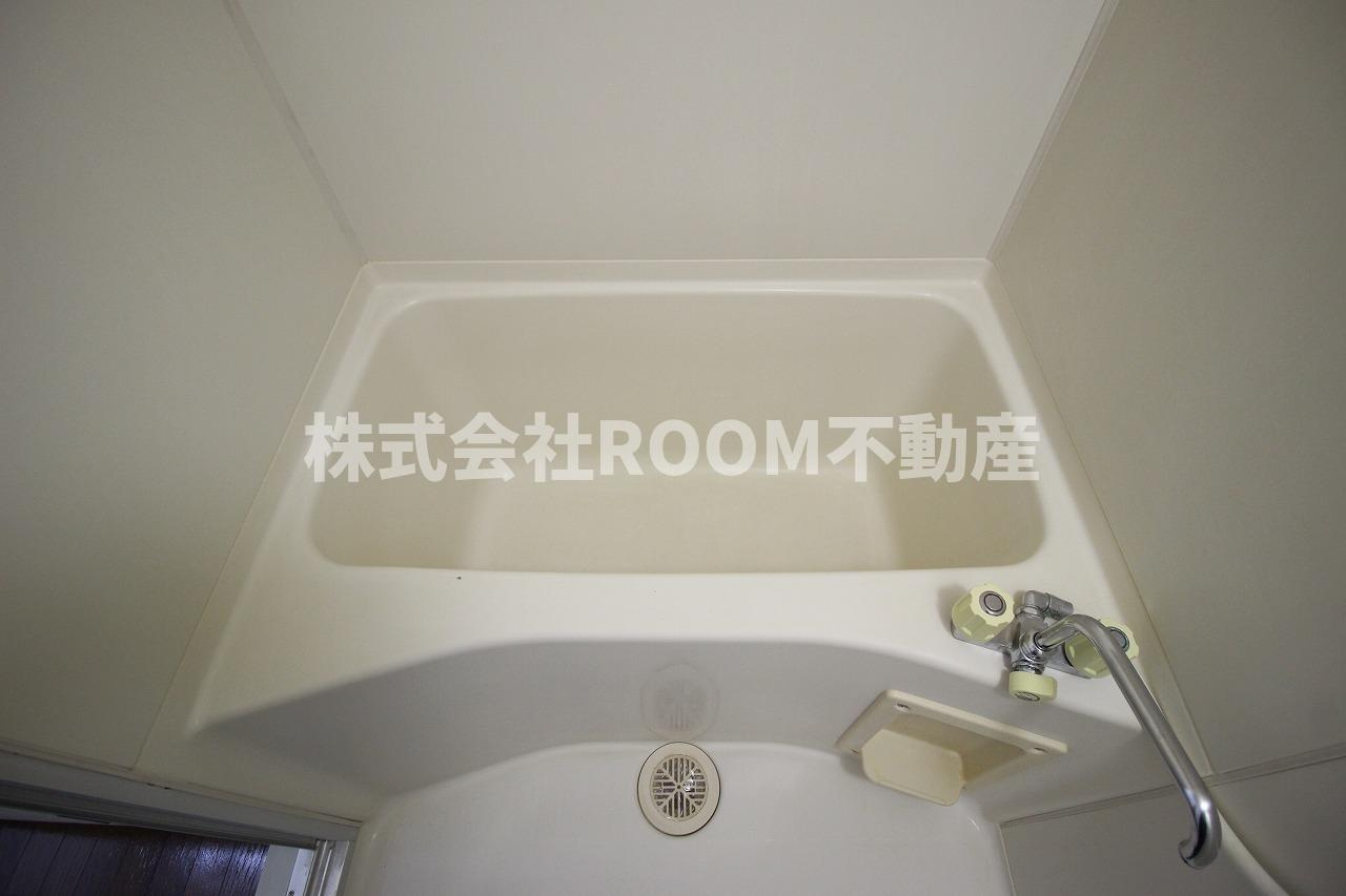 サンライズ東郷Ⅱの浴室|コンパクトで使いやすいお風呂です