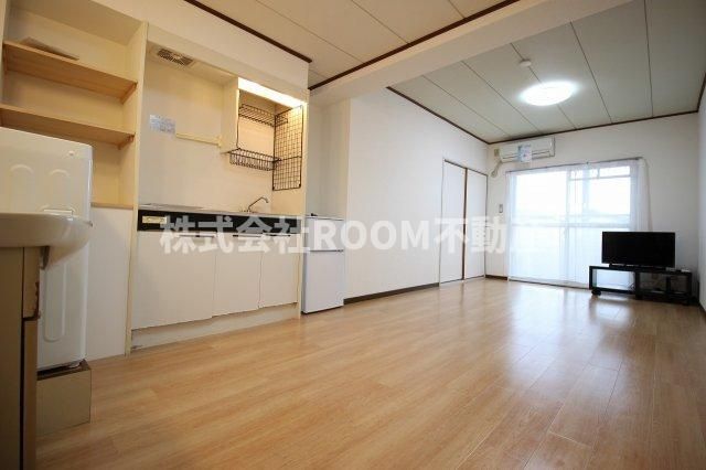 サンライズ東郷Ⅱの居間・リビング|居間です