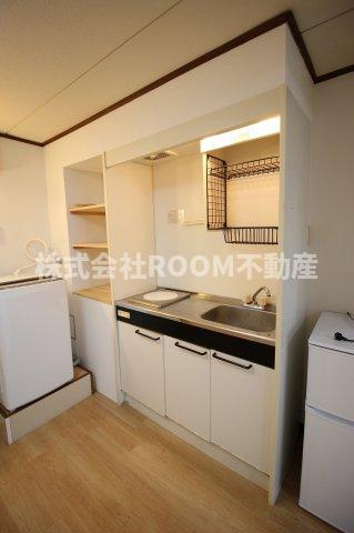 サンライズ東郷Ⅱのキッチン|コンパクトなキッチンで掃除もラクラク