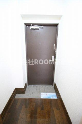 サンライズ東郷Ⅱの玄関|シンプルで使いやすい玄関です