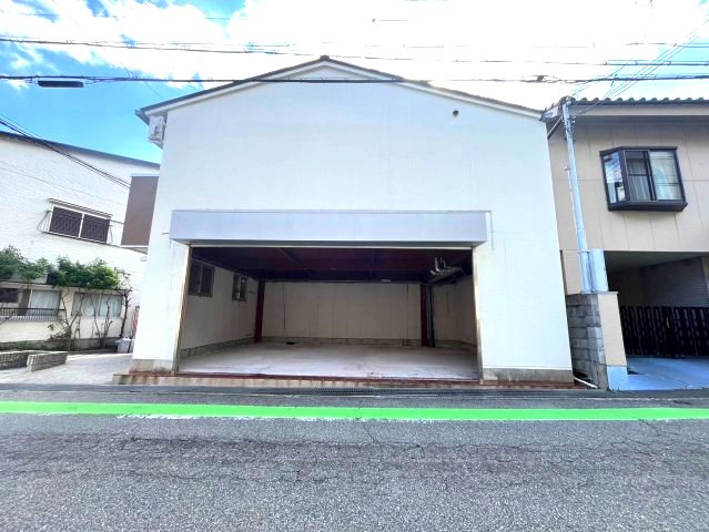 サンロイヤル芦屋川の外観