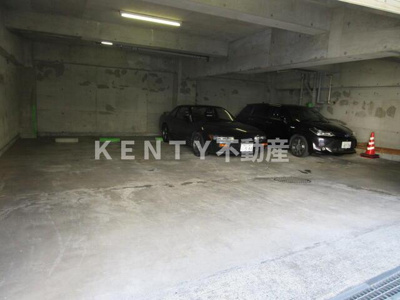 【駐車場】 | 原ビル | 駐車場です