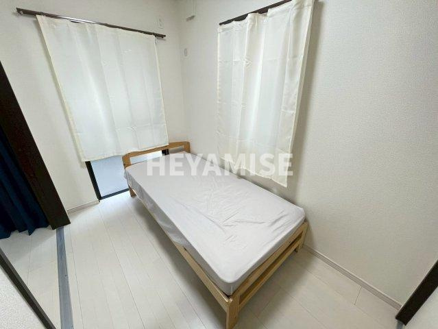 modern palazzo出雲の洋室