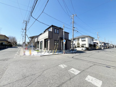 【前面道路含む現地写真】 | 入間市久保稲荷4丁目・全2棟　新築一戸建　2号棟　