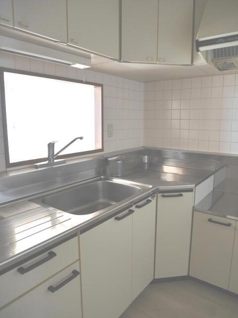 オクトス市ケ尾のキッチン| 