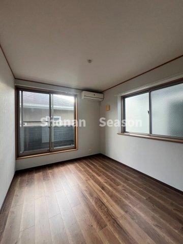 【洋室】 | スペース十分な洋室は2階に全3部屋ございます♪