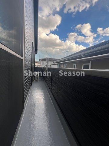 【バルコニー】 | 洗濯物やお布団も気持ちよく乾く、南向きの続きバルコニー◎