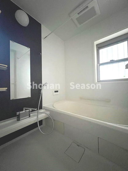 【浴室】 | 浴室乾燥機・追い炊き機能を備えた、設備充実の浴室がコチラです♪