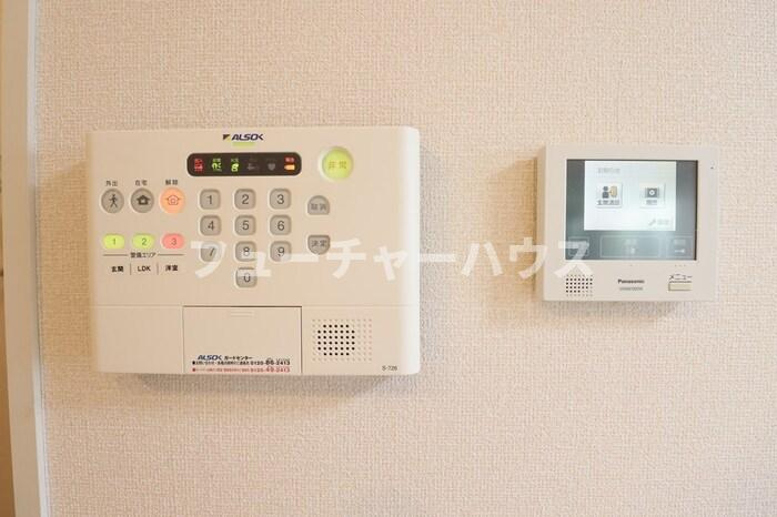 パークドオートム　Ｂの設備