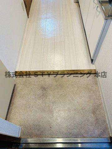 仲介手数料０円！リエス白鳥の玄関