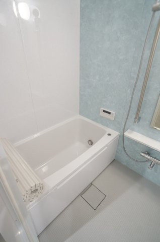 ハイタウン御殿山東の浴室