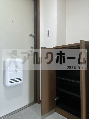 センターフィールドⅢの玄関