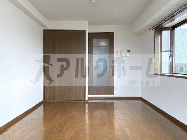 センターフィールドⅢの居間・リビング