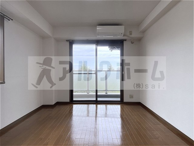 センターフィールドⅢの居間・リビング