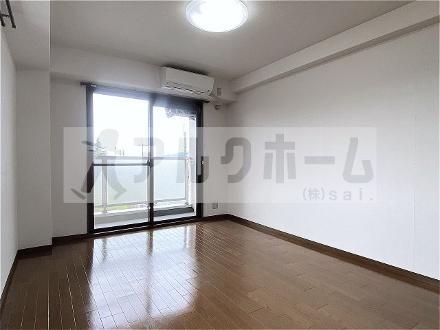 センターフィールドⅢの居間・リビング