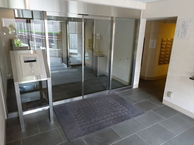 【エントランス】 | グローリオ明大前