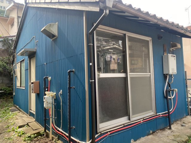 【 貸主 】西区久保町　貸家