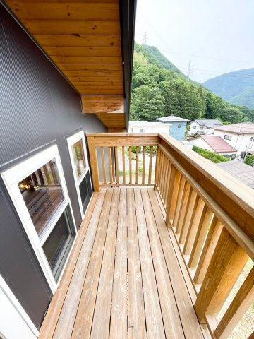 埴科郡坂城町大字南条鼠団地のバルコニー
