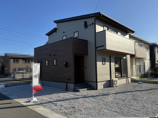 一宮徳谷　中古戸建　【未入居物件】の前面道路含む現地写真