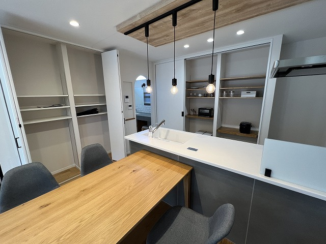 一宮徳谷　中古戸建　【未入居物件】の収納|リビング・キッチンの収納です