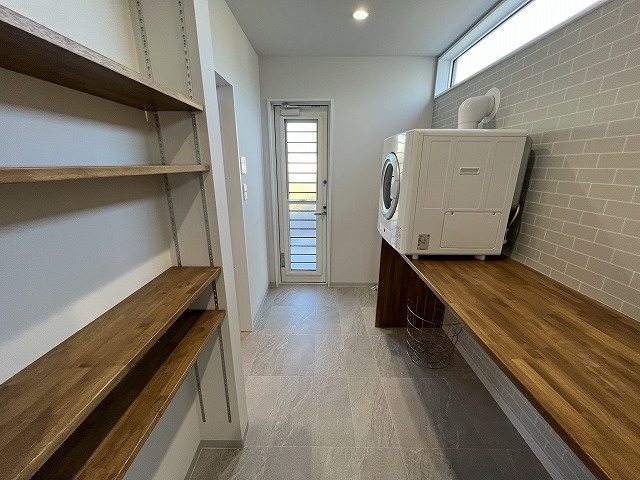 一宮徳谷　中古戸建　【未入居物件】のランドリースペース|洗面脱衣場を兼ねたランドリースペースです