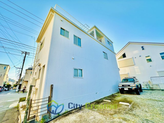 大磯町大磯　大型リノベーション住宅の外観