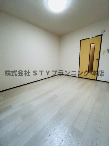 仲介手数料０円！ライオンズマンション熱田神宮公園の居間・リビング