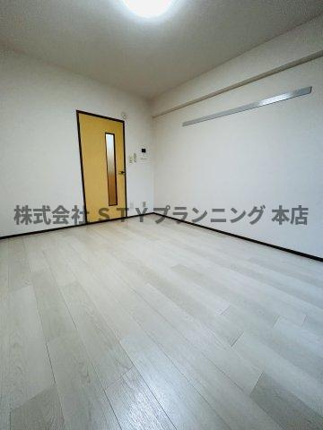 仲介手数料０円！ライオンズマンション熱田神宮公園の居間・リビング