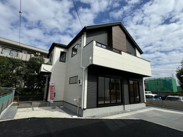 柏市中原２丁目新築戸建【増尾西小学校：6分】の外観|1号棟外観・完成済み内覧可能です！