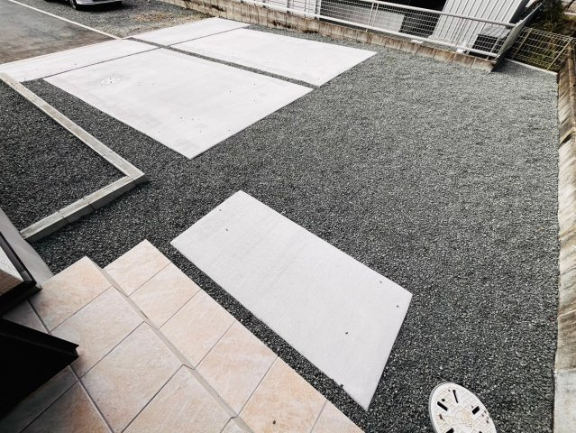 よかタウン／東区若葉6丁目1期／3号棟の駐車場|駐車スペースは平置きで２台可能。