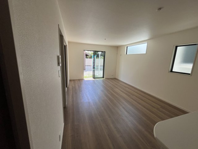 【居間・リビング】 | 【20万円ｷｬｯｼｭﾊﾞｯｸ対象物件】リーブルガーデン葛城新庄4期 全3棟 1号棟