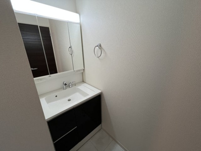 【独立洗面台】 | 【20万円ｷｬｯｼｭﾊﾞｯｸ対象物件】リーブルガーデン葛城新庄4期 全3棟 1号棟