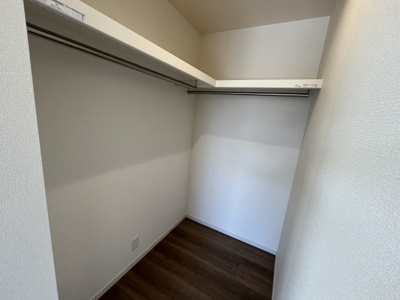 【収納】 | 【20万円ｷｬｯｼｭﾊﾞｯｸ対象物件】リーブルガーデン葛城新庄4期 全3棟 1号棟