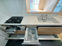 【キッチン】 | グリーンマンション野間大池☆仲介手数料無料☆ | キッチンそのものにこれだけの収納があれば、より機能的に調理が可能になります。