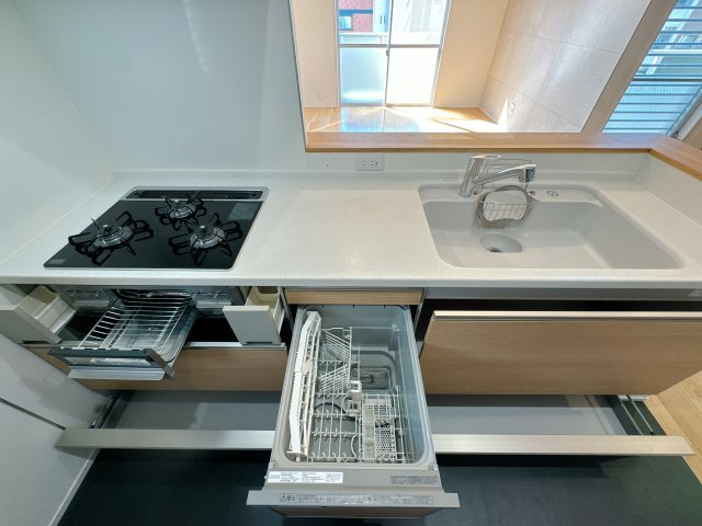 【キッチン】 | グリーンマンション野間大池☆仲介手数料無料☆ | キッチンそのものにこれだけの収納があれば、より機能的に調理が可能になります。