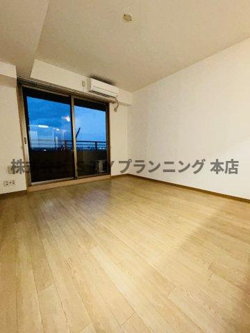 仲介手数料０円！フォレスト白鳥の居間・リビング