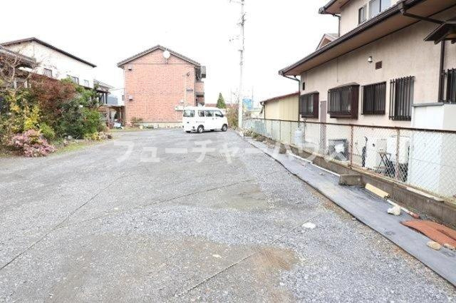 リード住吉の駐車場