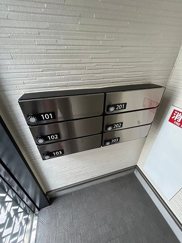 宝塚市大成町のアパートの外観
